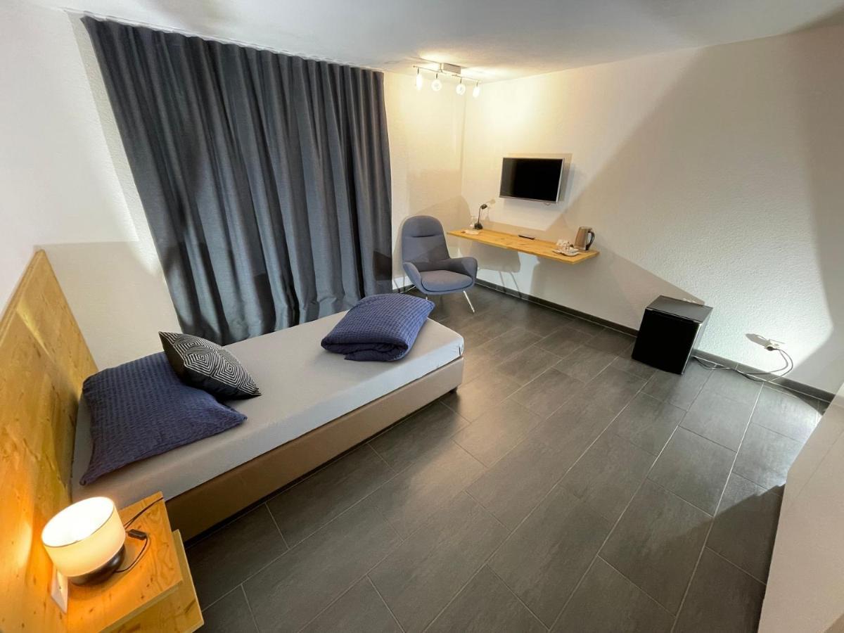 Catrina Hotel Disentis Room photo
