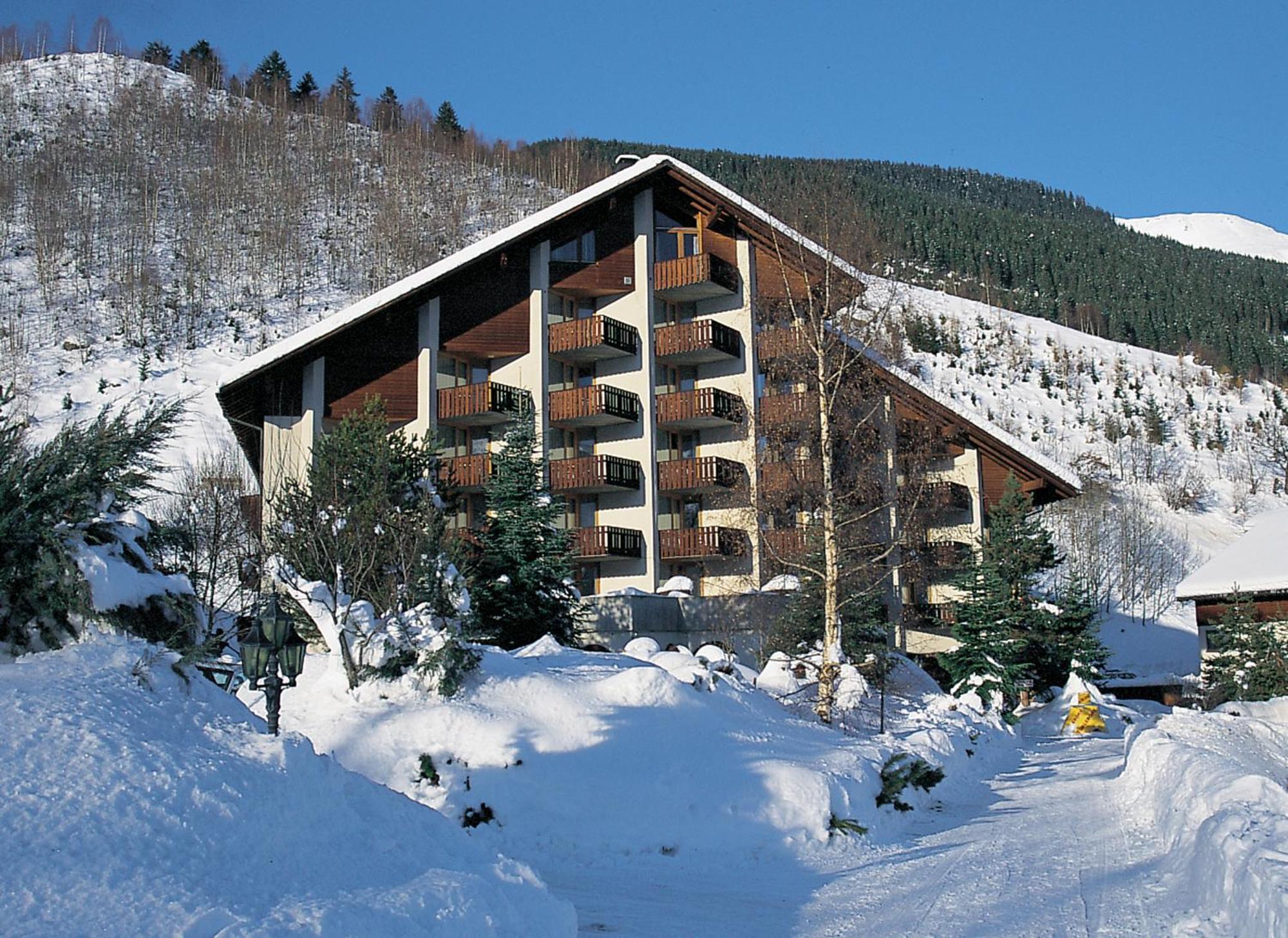 Catrina Hotel Disentis Exterior photo