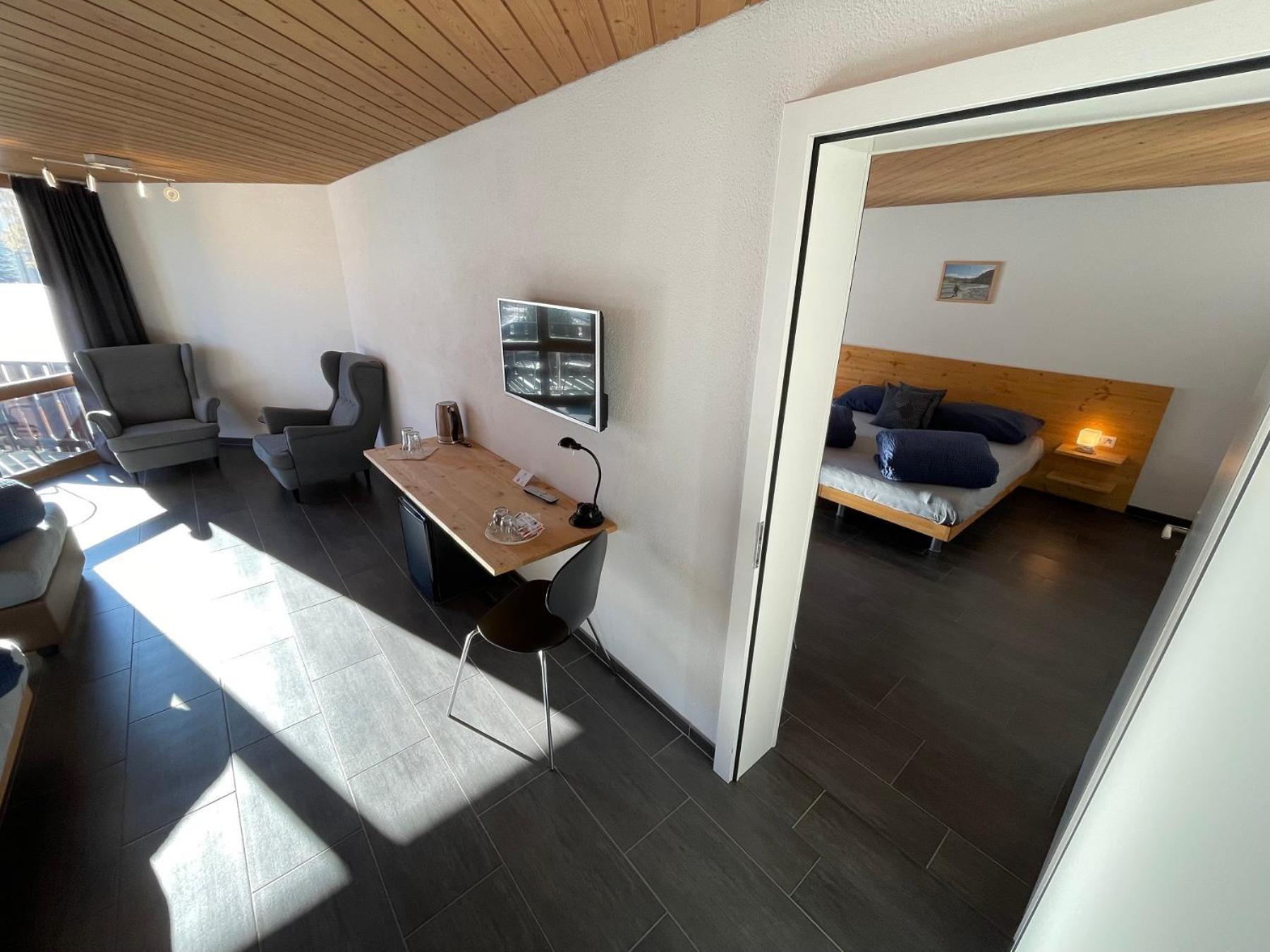 Catrina Hotel Disentis Room photo
