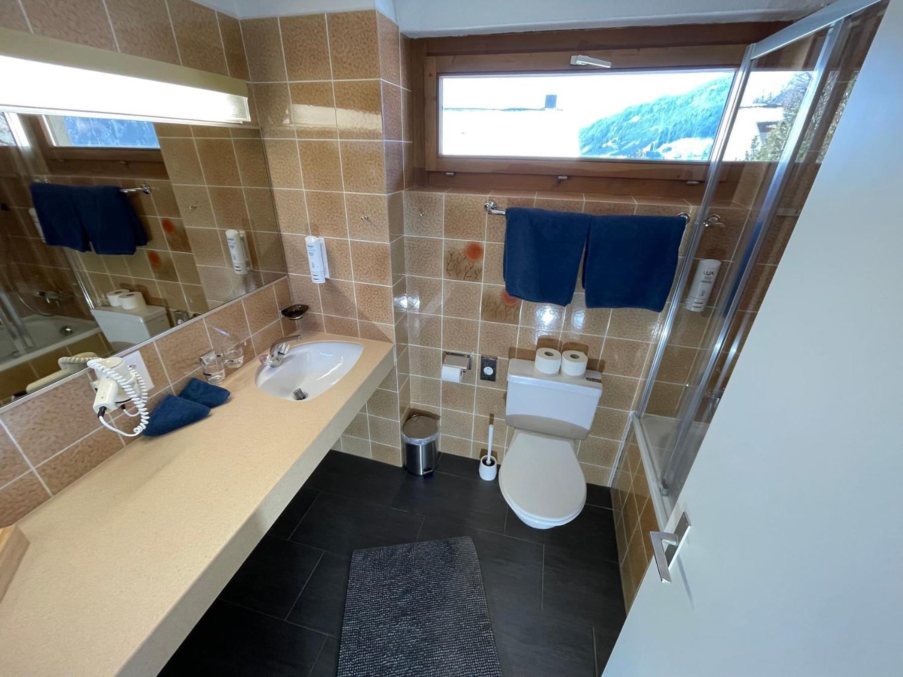 Catrina Hotel Disentis Room photo