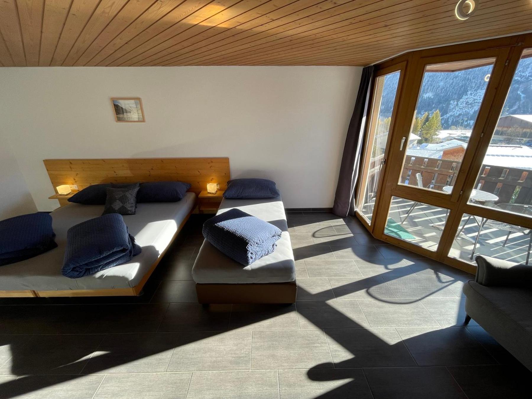 Catrina Hotel Disentis Room photo
